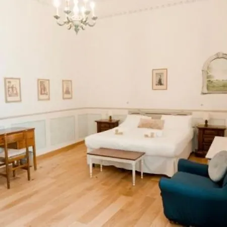 Artistic Apartment